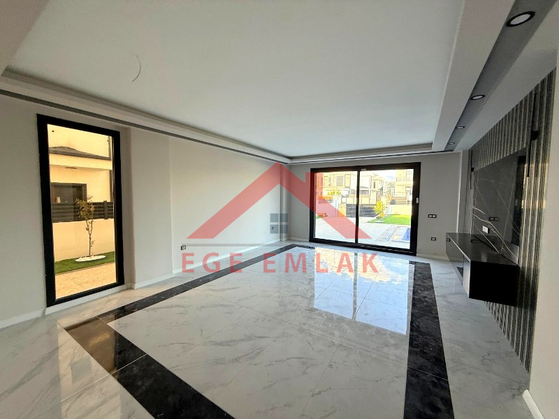 Didim Efeler Mahallesinde 500 M2 Arsa Üzerinde Satılık Villa