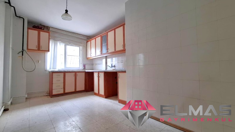 Elmas’tan Menteş Mah’de Doğalgazlı Bağımsız Mutfak 3+1