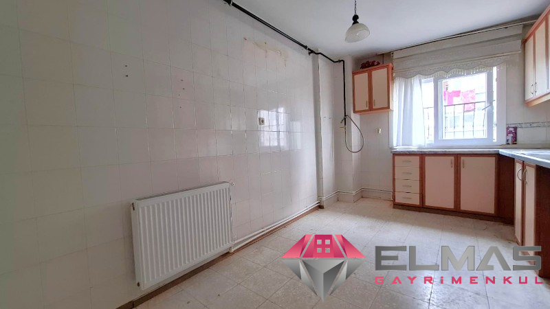 Elmas’tan Menteş Mah’de Doğalgazlı Bağımsız Mutfak 3+1