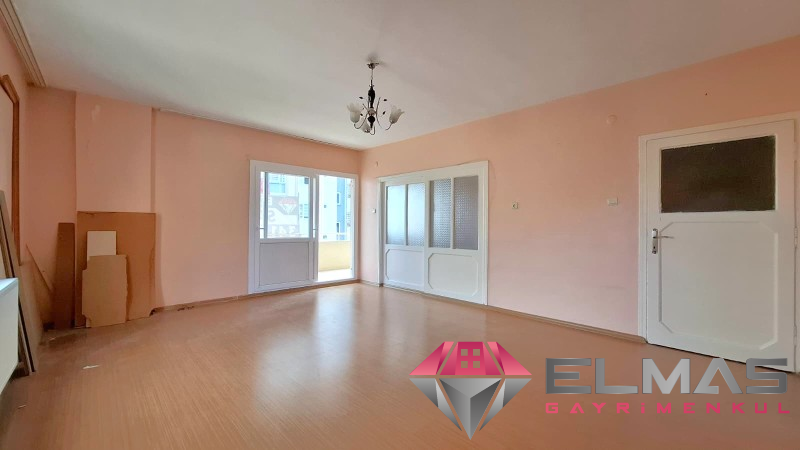 Elmas’tan Menteş Mah’de Doğalgazlı Bağımsız Mutfak 3+1