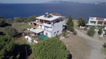 Tunç Tuncer gayrimenkul den İzmir yeni Foça da satılık dubleks villa 