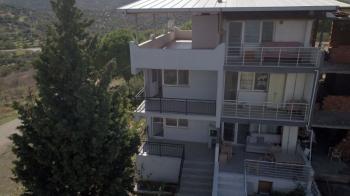 Tunç Tuncer gayrimenkul den İzmir yeni Foça da satılık dubleks villa 