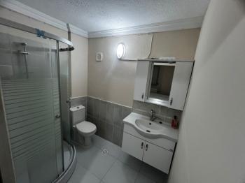 BOSTANLI MERKEZİ KONUMDA 1+1 EŞYALI KİRALIK DAİRE