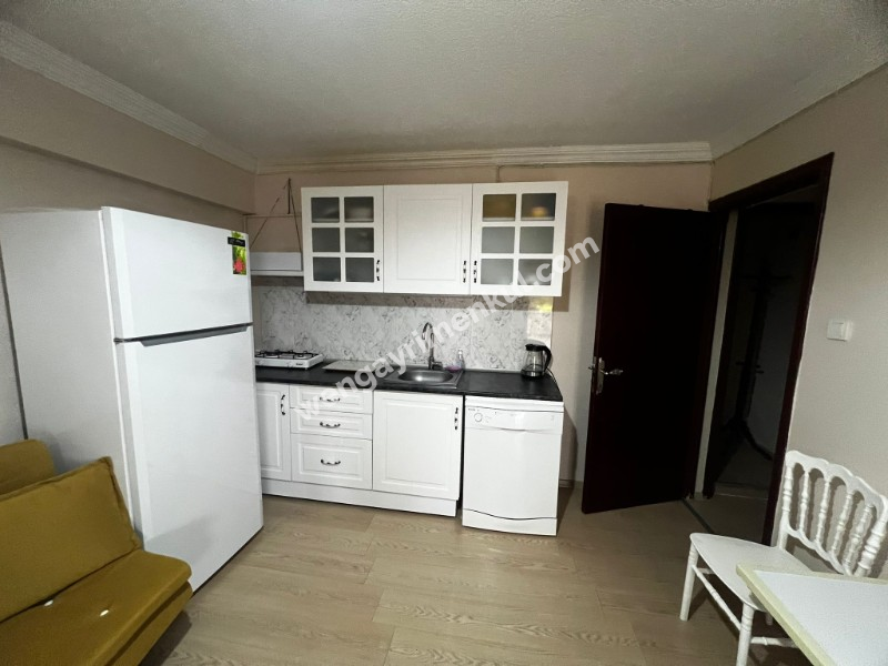 BOSTANLI MERKEZİ KONUMDA 1+1 EŞYALI KİRALIK DAİRE