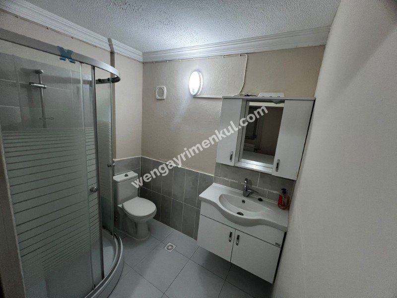 BOSTANLI MERKEZİ KONUMDA 1+1 EŞYALI KİRALIK DAİRE