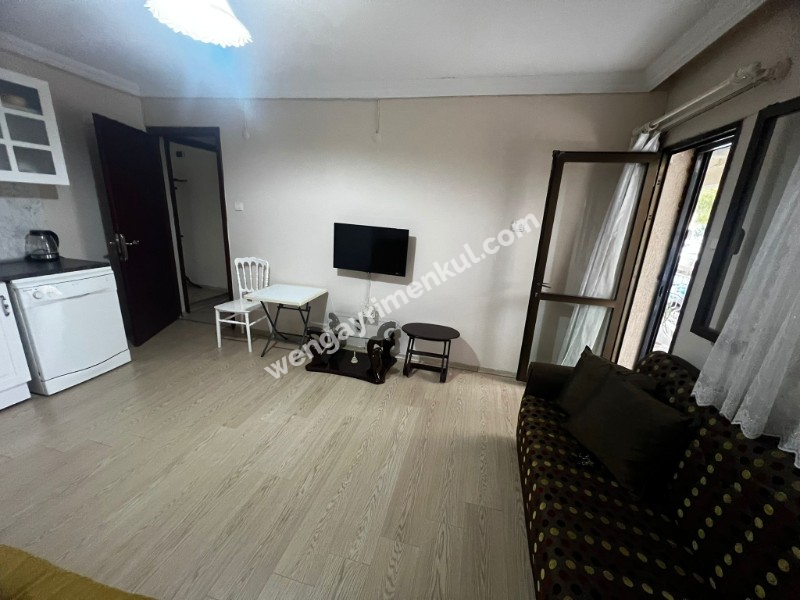 BOSTANLI MERKEZİ KONUMDA 1+1 EŞYALI KİRALIK DAİRE