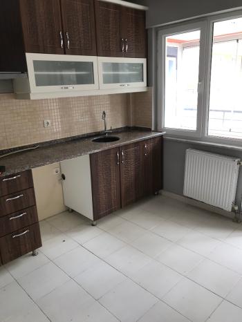 GÜVENAY - ÇORUM ÜÇTUTLAR TAVUKLUK MEVKİ KİRALIK 3+1 DAİRE