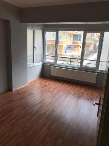 GÜVENAY - ÇORUM ÜÇTUTLAR TAVUKLUK MEVKİ KİRALIK 3+1 DAİRE