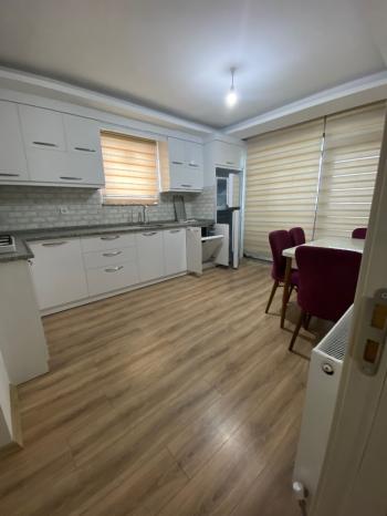 GÜVENAY - ÇORUM BAHÇELİEVLER M. AKİF CADDESİ  ÜZERİ  3+1 SATILIK DAİRE