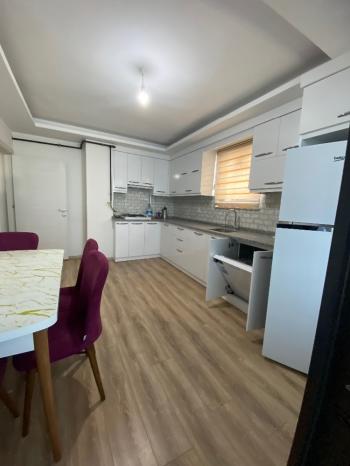 GÜVENAY - ÇORUM BAHÇELİEVLER M. AKİF CADDESİ  ÜZERİ  3+1 SATILIK DAİRE