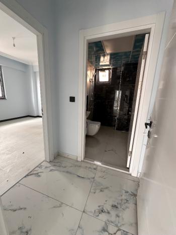 GÜVENAY - ÇORUM BAHÇELİEVLER ANADOLU LİSESİ YANI YÜKSEK GİRİŞ SATILIK 3+1 DAİRE 