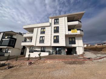 GÜVENAY - ÇORUM BAHÇELİEVLER ANADOLU LİSESİ YANI YÜKSEK GİRİŞ SATILIK 3+1 DAİRE 