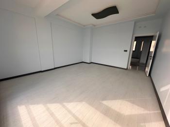 GÜVENAY - ÇORUM BAHÇELİEVLER ANADOLU LİSESİ YANI ARA KAT SATILIK 3+1 DAİRE 