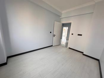 GÜVENAY - ÇORUM BAHÇELİEVLER ANADOLU LİSESİ YANI SATILIK 3+1 DAİRE 