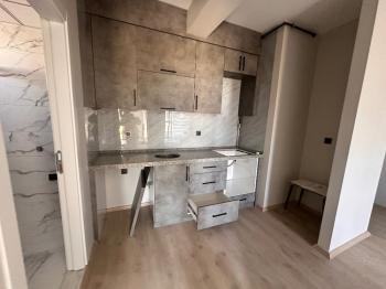 GÜVENAY - ÇORUM FEN LİSESİ CİVARI 1+1 SATILIK LÜKS DAİRE 