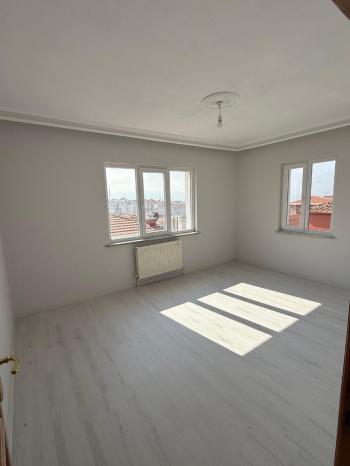 Güvenay - Çorum Bahçelievler Mah. Elit Park Üstü Komple Satılık Bina