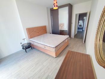 Girne Merkezde Donanımlı Sitede Kiralık 1+1 Daire 