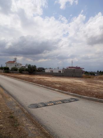Lefkoşa Alayköy'de İMARA AÇIK SATILIK KÖŞE ARSA