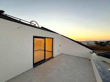 Didim'de Satılık 4+1 Ayrı Mutfaklı Villa