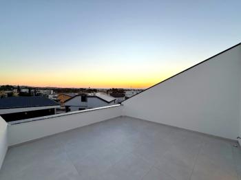 Didim'de Satılık 4+1 Ayrı Mutfaklı Villa