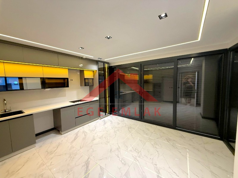 Didim'de Satılık 4+1 Ayrı Mutfaklı Villa