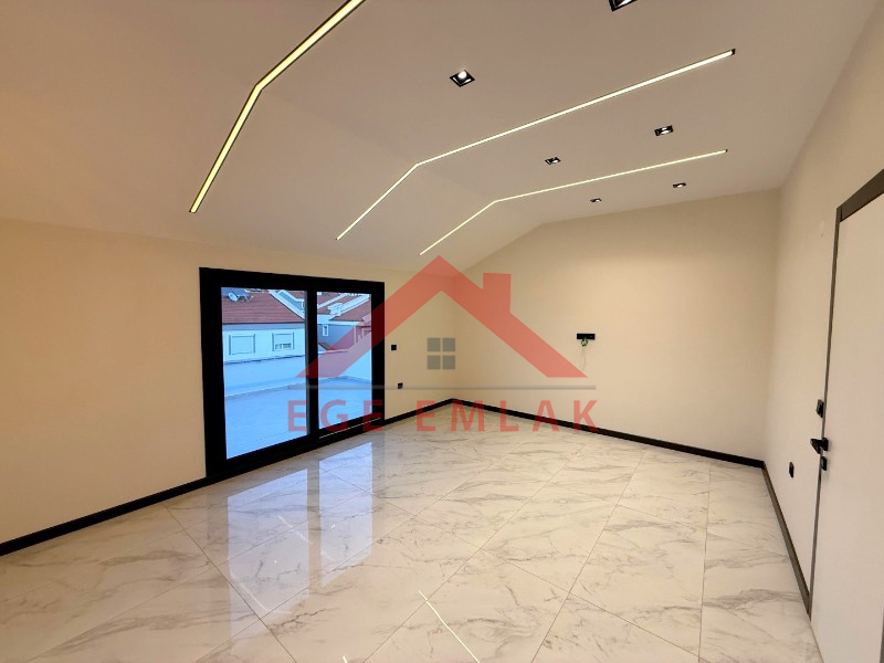 Didim'de Satılık 4+1 Ayrı Mutfaklı Villa