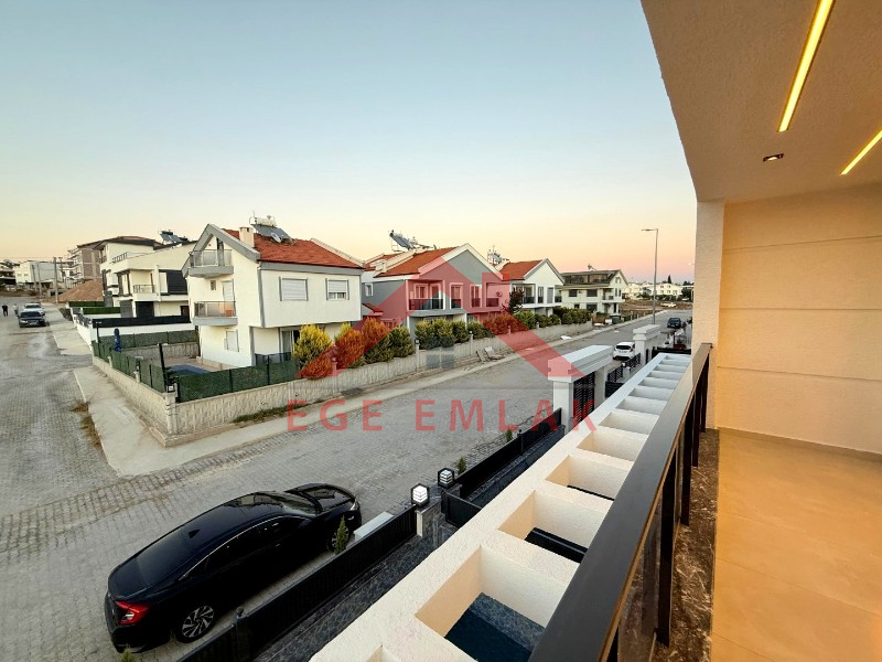 Didim'de Satılık 4+1 Ayrı Mutfaklı Villa