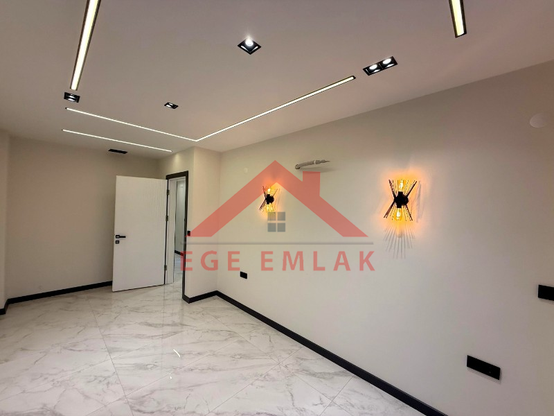 Didim'de Satılık 4+1 Ayrı Mutfaklı Villa