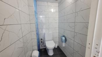 KARŞIYAKA ÇARŞIDA TAM DONANIMLI DEVREN SATILIK DİŞ KLİNİĞİ