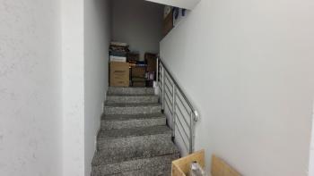 KARŞIYAKA ÇARŞIDA TAM DONANIMLI DEVREN SATILIK DİŞ KLİNİĞİ