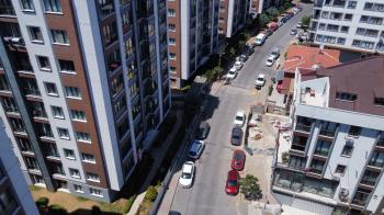 Ataşehir Esatpaşa'da Merkezi Konumda Satılık 2+1 Daire