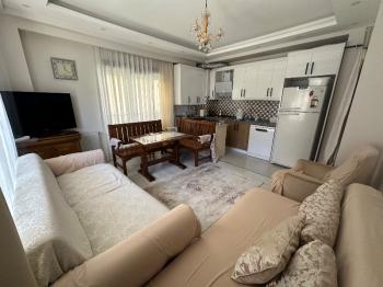 Ataşehir Esatpaşa'da Merkezi Konumda Satılık 2+1 Daire