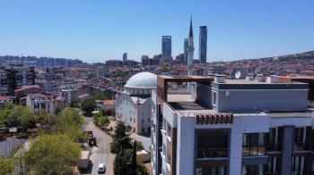 Ataşehir Esatpaşa'da Merkezi Konumda Satılık 2+1 Daire