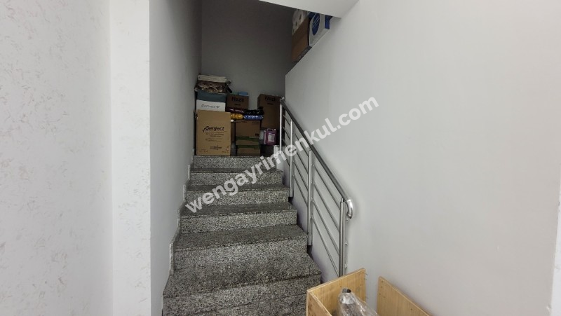 KARŞIYAKA ÇARŞIDA TAM DONANIMLI DEVREN SATILIK DİŞ KLİNİĞİ