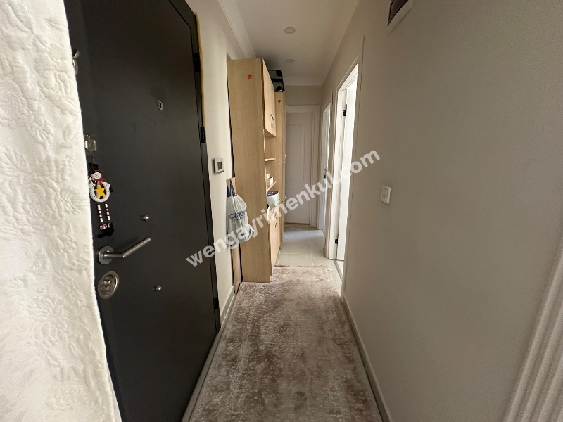 Ataşehir Esatpaşa'da Merkezi Konumda Satılık 2+1 Daire