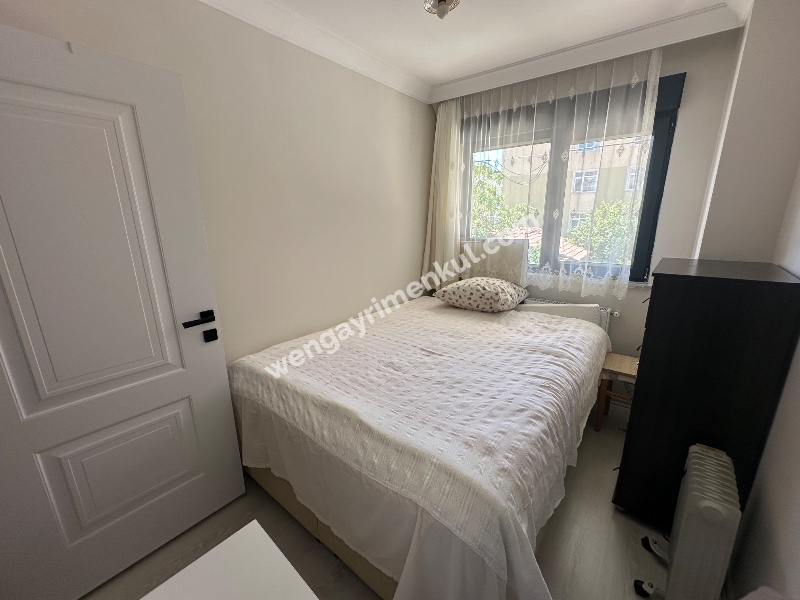 Ataşehir Esatpaşa'da Merkezi Konumda Satılık 2+1 Daire