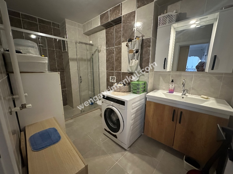 Ataşehir Esatpaşa'da Merkezi Konumda Satılık 2+1 Daire