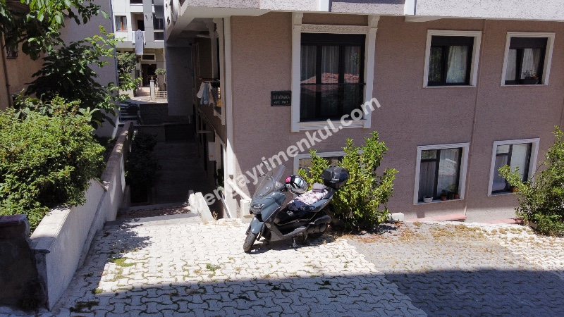 Ataşehir Esatpaşa'da Merkezi Konumda Satılık 2+1 Daire