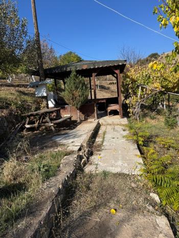 GÜVENAY - ÇORUM OSMANCIK YOLU ÜZERİ OSMANİYE KÖYÜ GİRİŞİNDE BAĞ