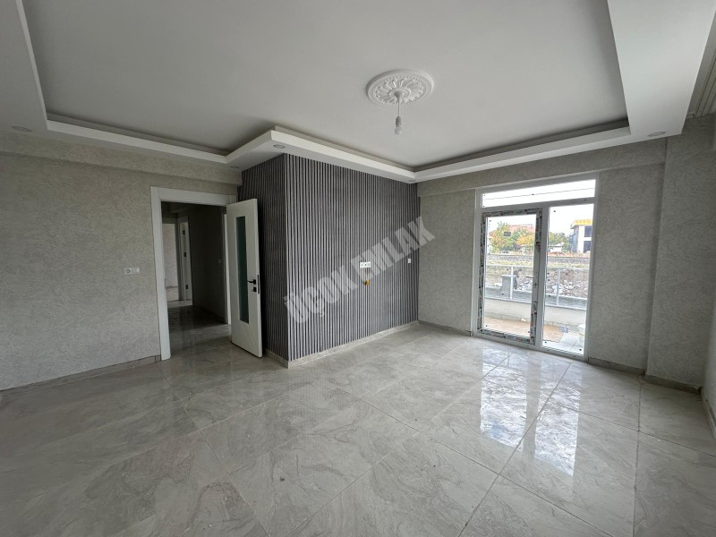 AFYON ÜÇOK EMLAKTAN FATİH MAH SATILIK 3+1 SIFIR DAİRELER 