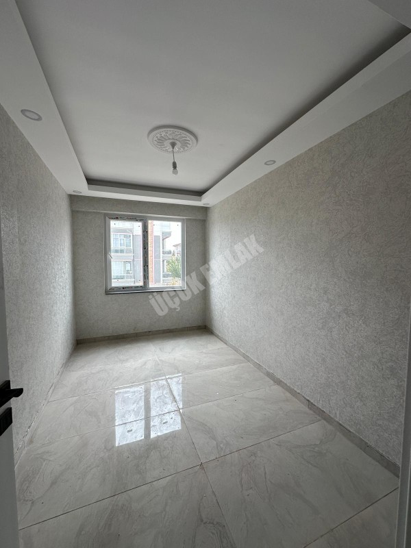 AFYON ÜÇOK EMLAKTAN FATİH MAH SATILIK 3+1 SIFIR DAİRELER 