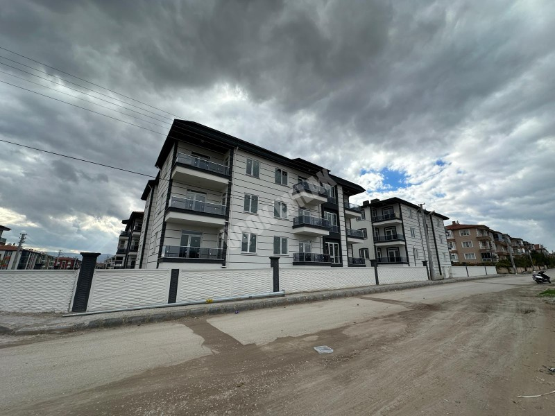 AFYON ÜÇOK EMLAKTAN FATİH MAH SATILIK 3+1 SIFIR DAİRELER 