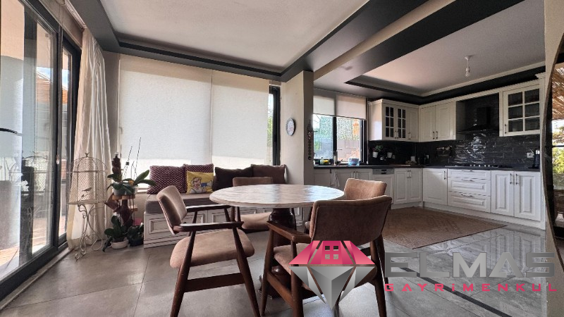 Elmas’tan Elvanlı’da 980 M2 Arazi İçinde Lüx Villa