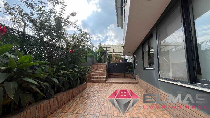 Elmas’tan Elvanlı’da 980 M2 Arazi İçinde Lüx Villa