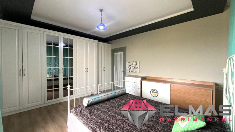 Elmas’tan Elvanlı’da 980 M2 Arazi İçinde Lüx Villa