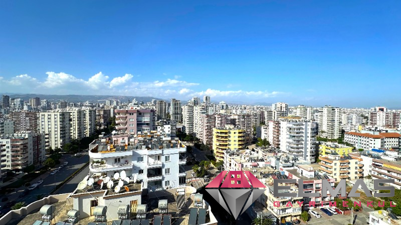 Elmas’tan Hürriyet'te Böyle Manzara Görmediniz! Dev Metraj 3+1