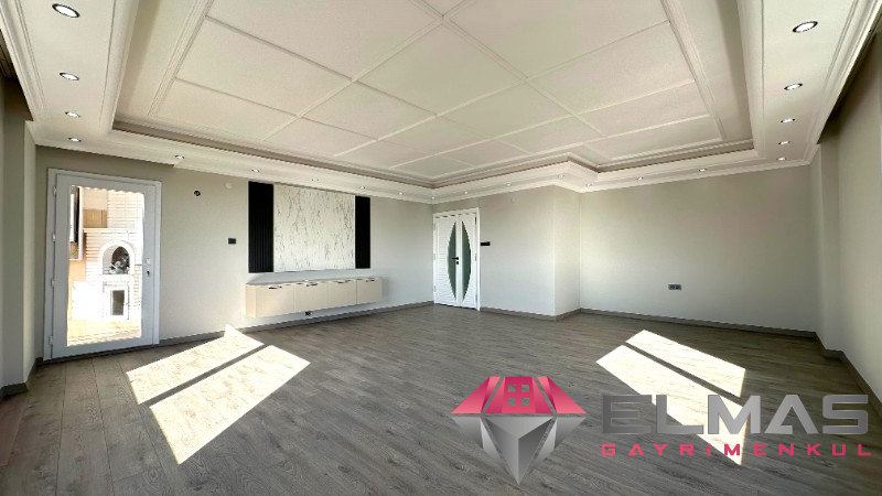 Elmas’tan Hürriyet'te Böyle Manzara Görmediniz! Dev Metraj 3+1