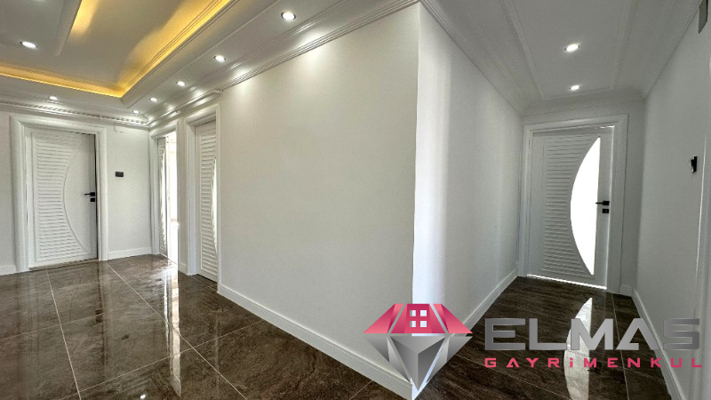 Elmas’tan Hürriyet'te Böyle Manzara Görmediniz! Dev Metraj 3+1