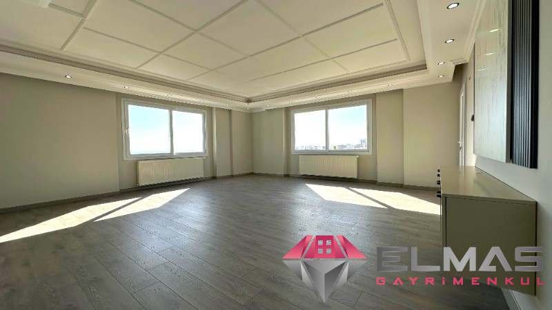 Elmas’tan Hürriyet'te Böyle Manzara Görmediniz! Dev Metraj 3+1