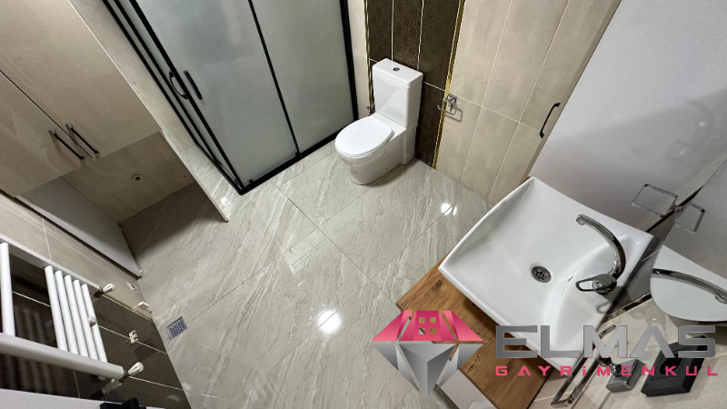 Elmas’tan Hürriyet'te Böyle Manzara Görmediniz! Dev Metraj 3+1